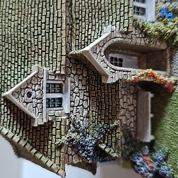 Lilliput Lane sweet Brair Cottage Handmade in UK vintage Cottage figurine - Picture 8 of 9